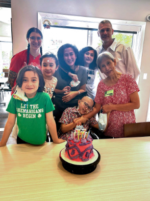 Neely celebrated her birthday with family at the Ronald McDonald House and got to learn some new cake decorating skills from Freedman Baking Company, too.