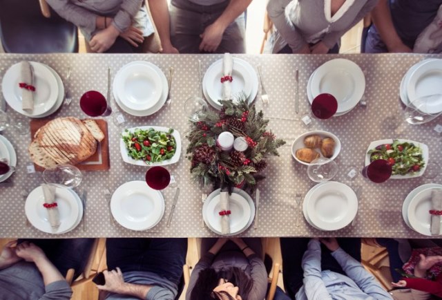 Overeating-DinningAtChristmas.jpg
