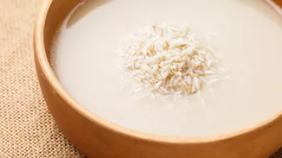 picture of a bowl of rice water