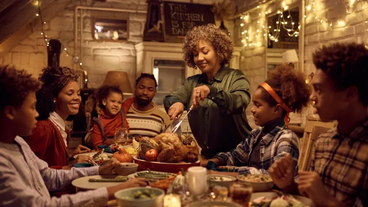 Family at Thanksgiving dinner